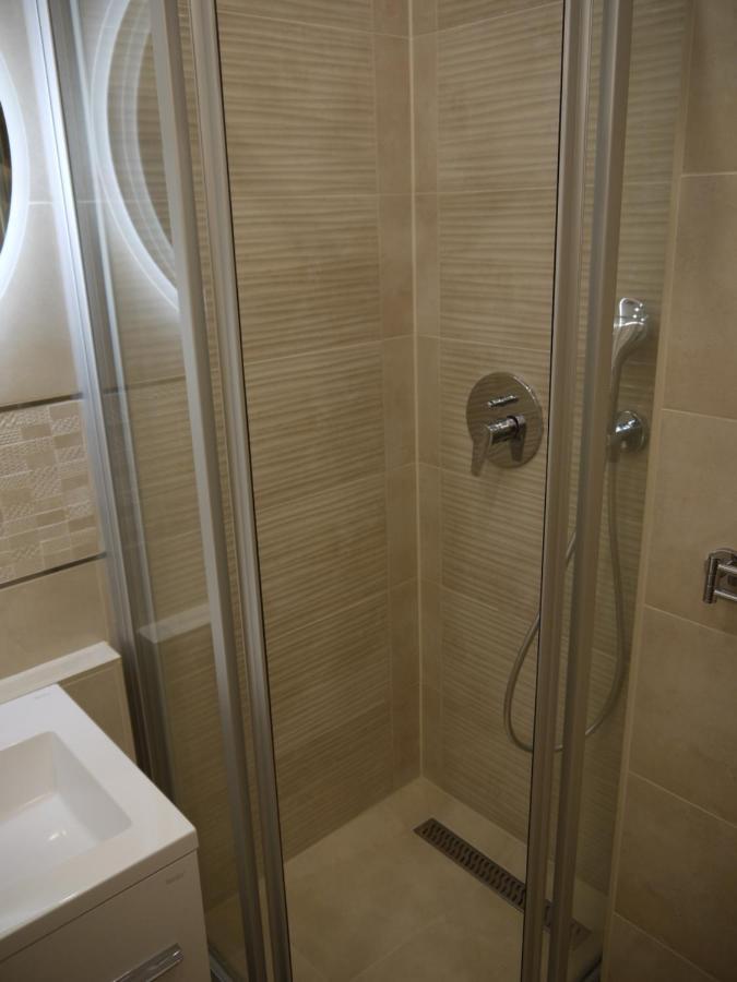 Vizparti Sas Apartman Шіофок Екстер'єр фото