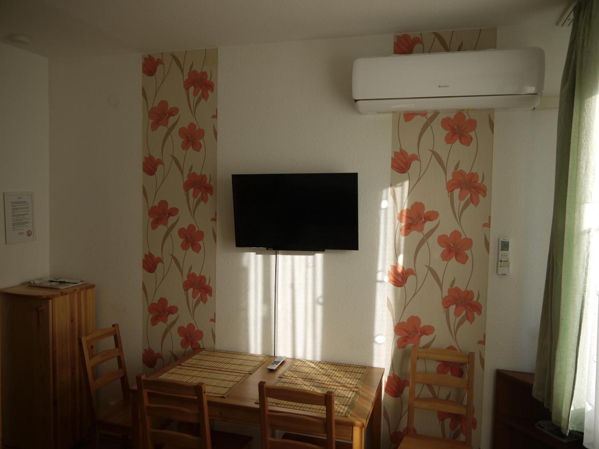 Vizparti Sas Apartman Шіофок Екстер'єр фото